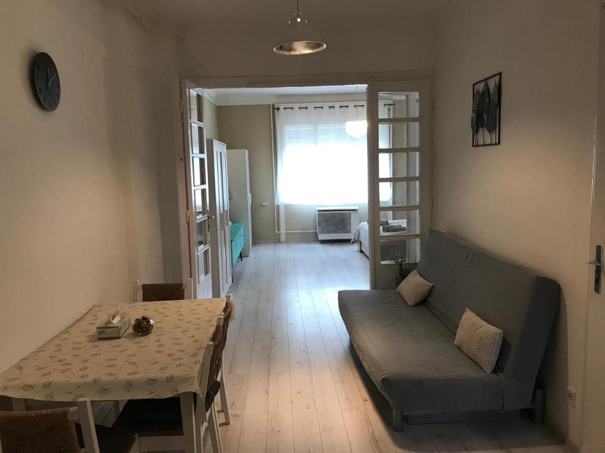 Appartement Kenyelmes Lakas Jo Helyen *